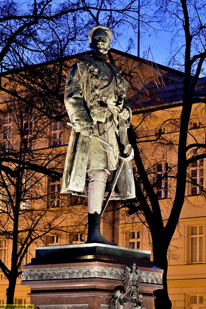 Berlin Charlottenburg Schlossstrasse Denkmal des Prinz Albrechts von Preussen