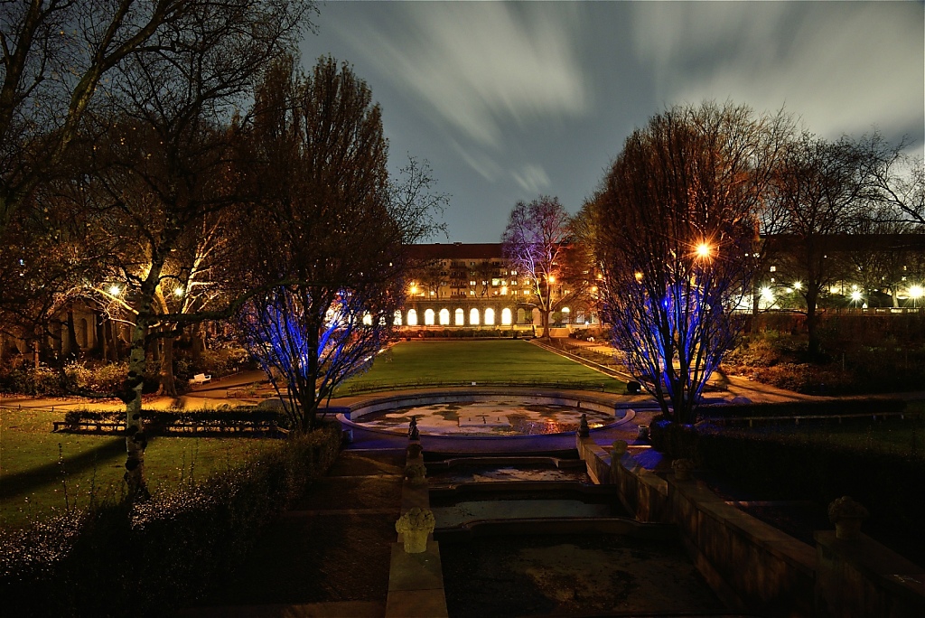 Berlin Neukölln Lichtkunst im Koernerpark