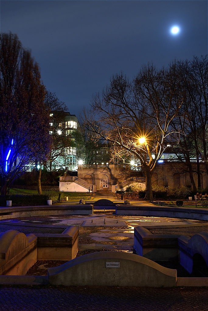 Berlin Neukölln Lichtkunst im Koernerpark