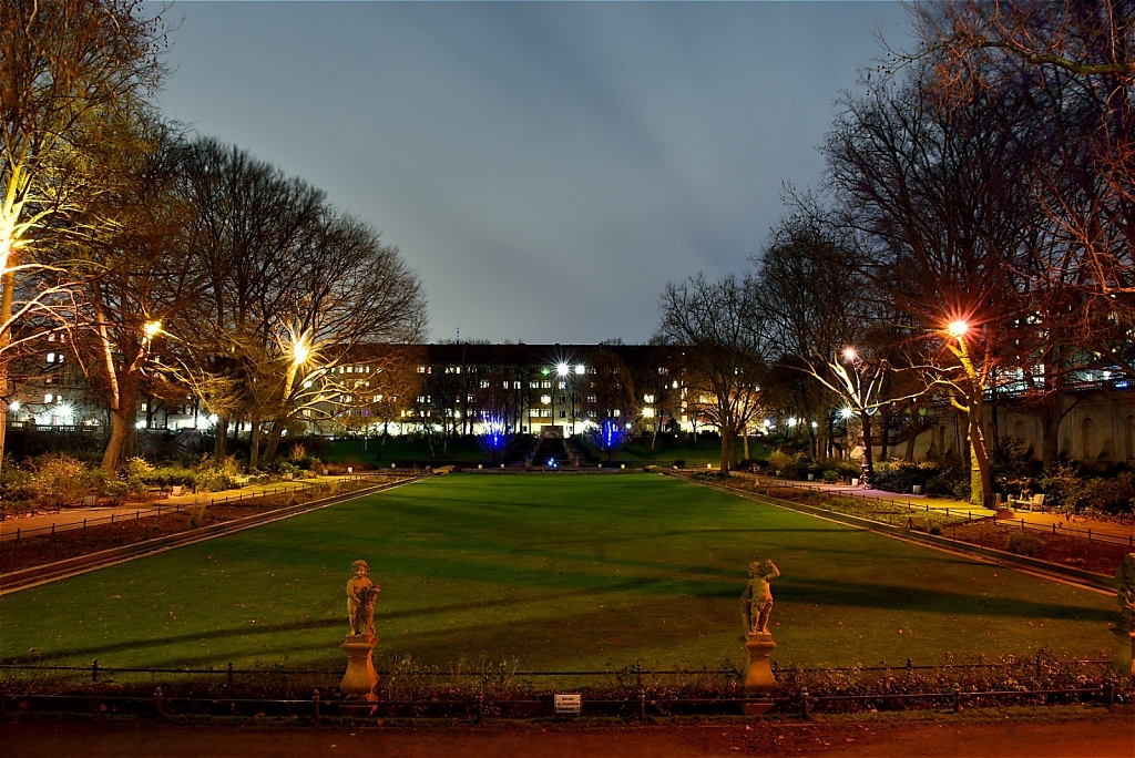 Berlin Neukölln Lichtkunst im Koernerpark