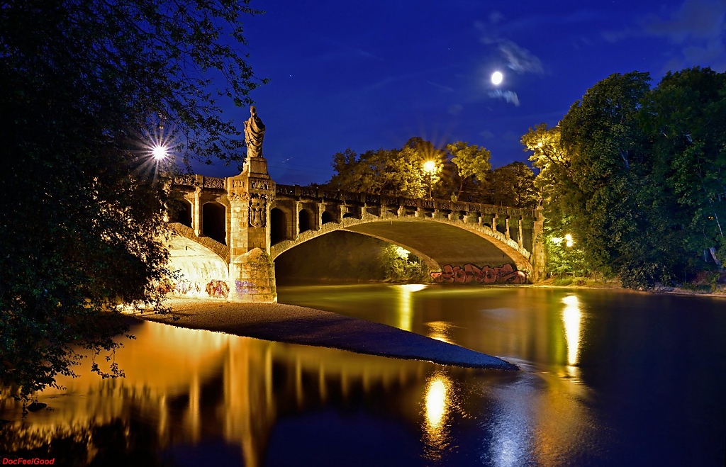 München Maximiliansbrücke Isar und Kleine Isar