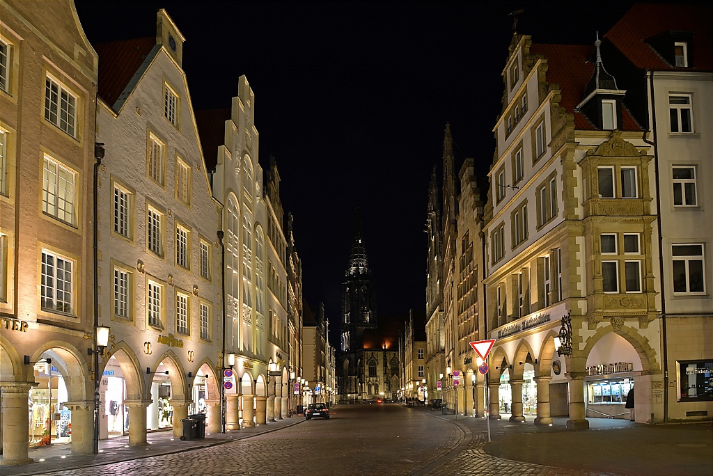 Münster Prinzipalmarkt mit St-Lamberti-Kirche