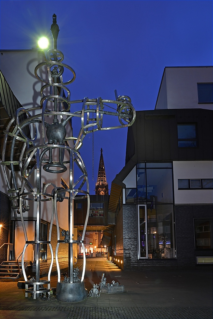 Münster Skulptur Überfrau von Tom Otterness