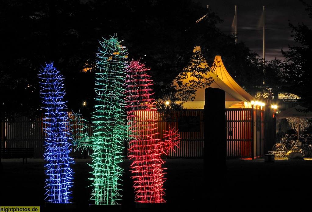 Berlin Tiergarten Lichtkunst Festival of Lights 2011