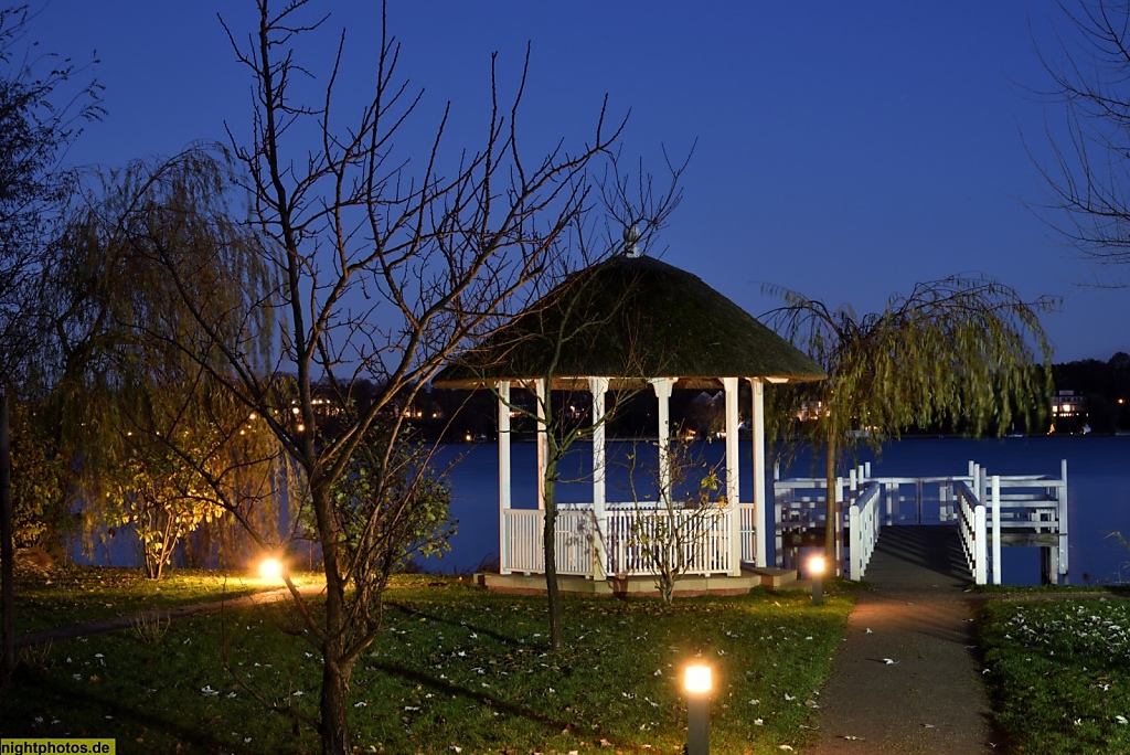 Berlin Wannsee Pavillon im Garten der Liebermann-Villa erbaut von Paul Otto Baumgarten