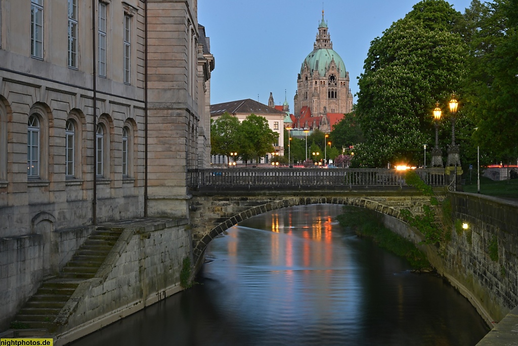 Hannover Leineschloss Niedersächsischer Landtag Rückseite vor Neuem Rathaus