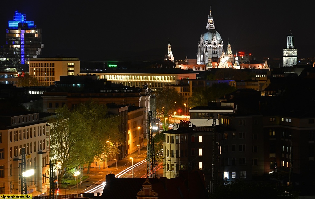 Hannover Skyline mit NordLB und Neuem Rathaus