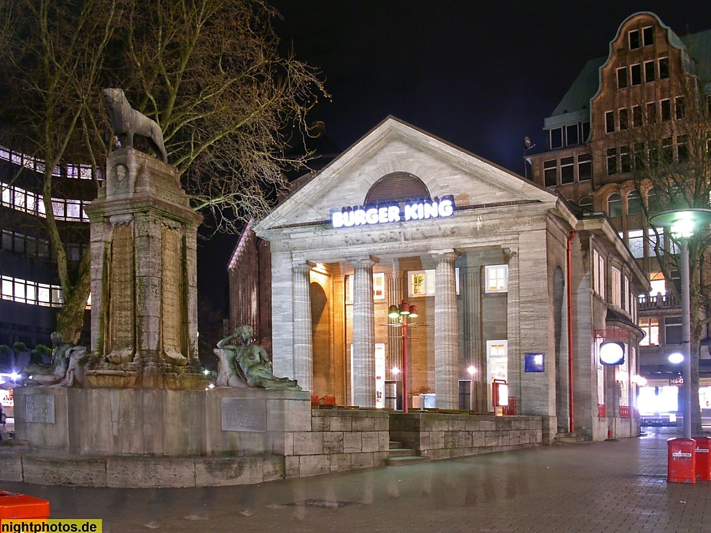 Hamburg Mönckebergbrunnen