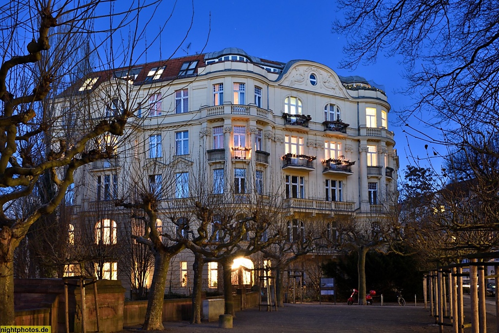 Berlin Charlottenburg Altbaukiez Dernburgstrasse 2-4