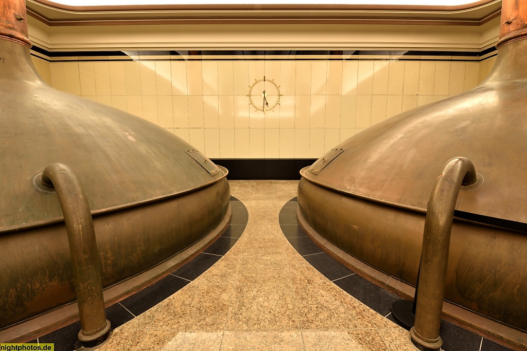 Berlin Neukölln Kindl. Erbaut 1926-1930 von Hans Claus und Richard Schepke als Sudhaus der Brauerei Kindl. Gastronomie Cafe Babette