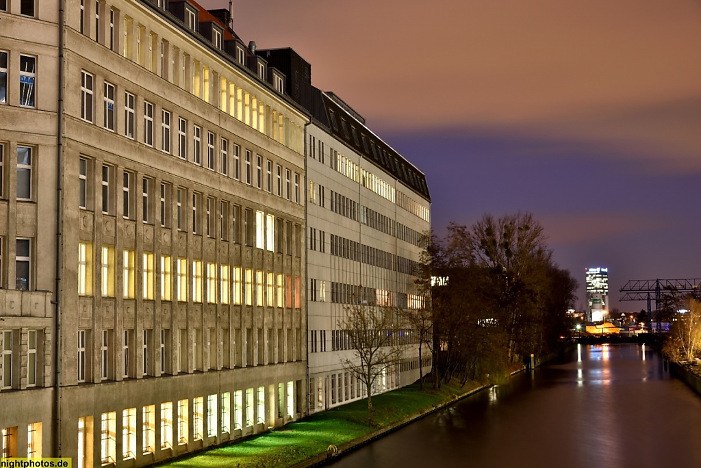 Berlin Neukölln DAA und FIPP e.V. am Neuöllner Schifffahrtskanal