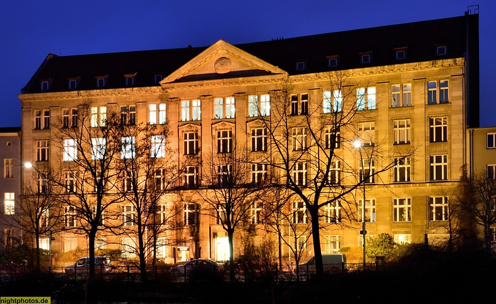 Berlin Kreuzberg ehemalige Fabrik Orenstein-Koppel am Tempelhofer Ufer Landwehrkanal
