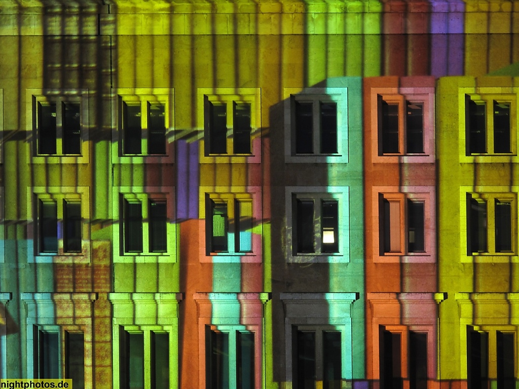 Berlin Tempelhof Flughafen ehemaliges Abfertigungsgebäude