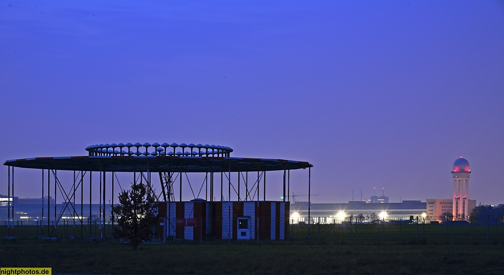 Berlin Tempelhof ehemaliger Flughafen Doppler-Radar