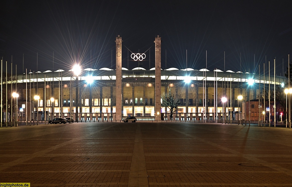 Berlin Charlottenburg Olympiastadion am Olympischen Platz