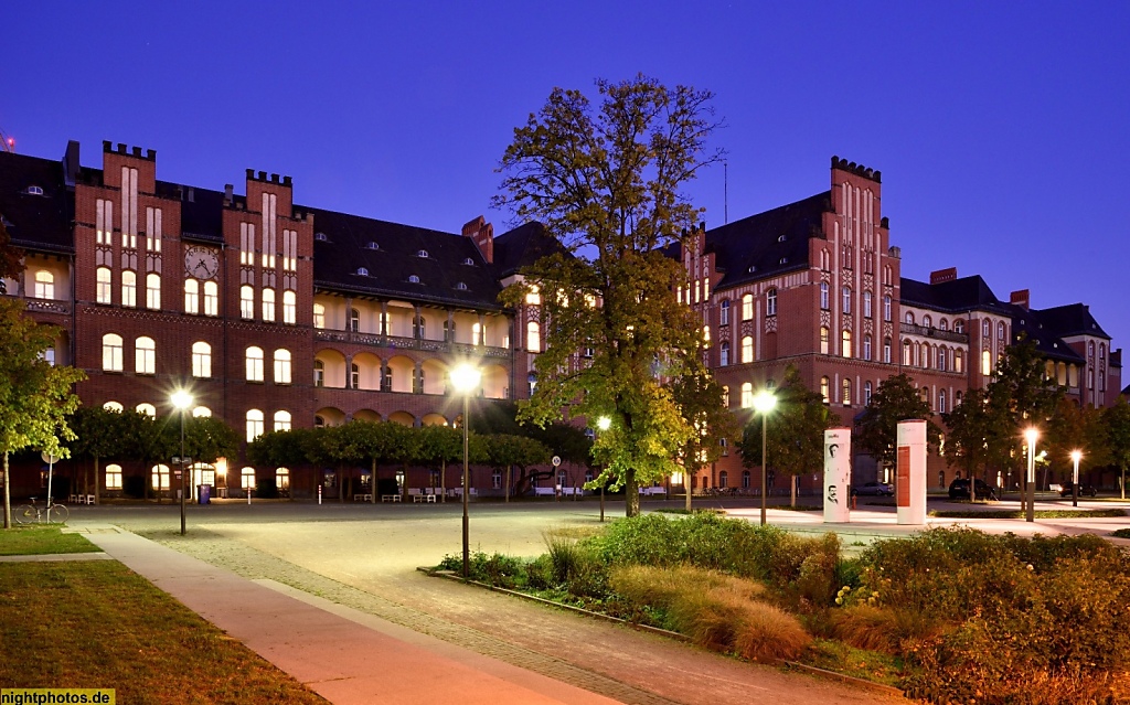 Berlin Mitte Charité Campus Mitte. Erbaut 1910-1914 als Medizinische Klinik I. und II. von Georg Diestel