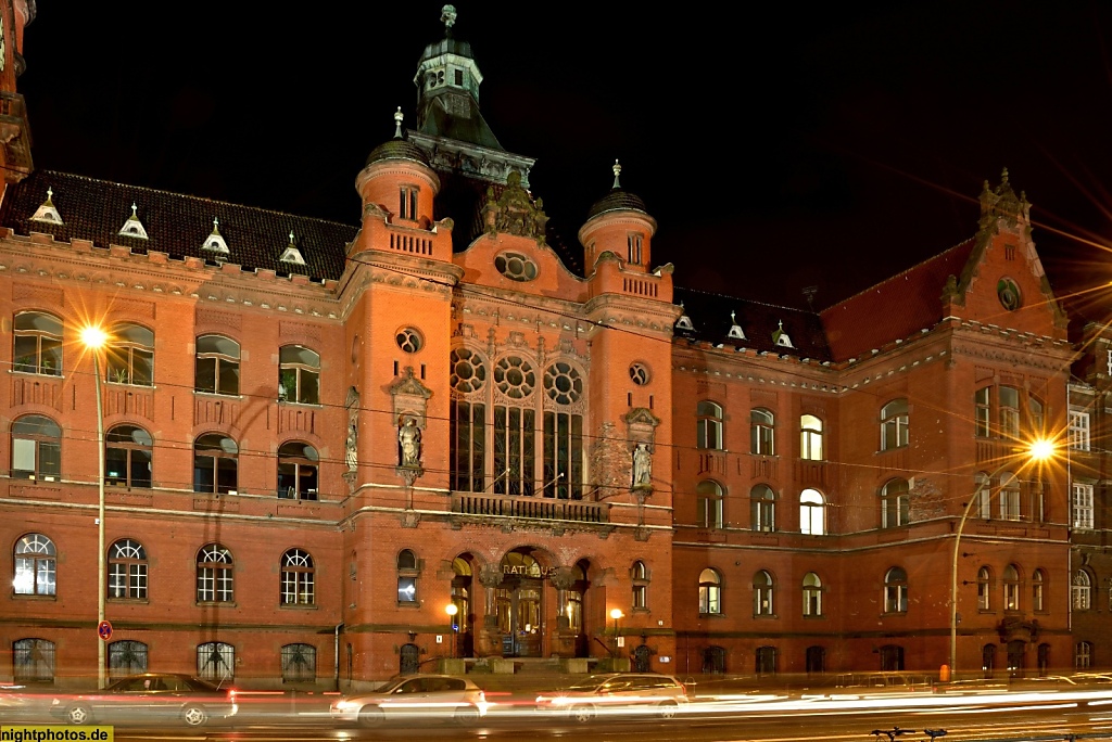 Berlin Pankow Rathaus erbaut 1901-1903 von Wilhelm Johov mit Elementen von Neobarock Neogotik und Jugendstil