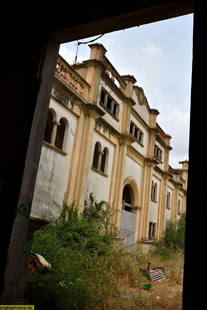 Lost Place: ehemalige Weinkooperative auf Mallorca