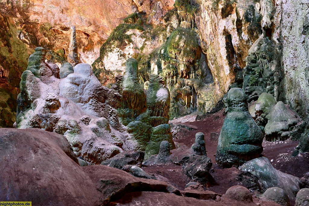 Mallorca Tropfsteinhöhle Avenc de Son Pou. Stalagmiten