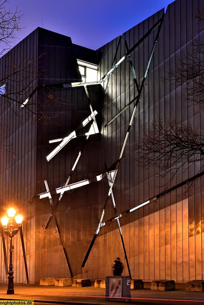 Berlin Kreuzberg Jüdisches Museum erbaut 1992-1997 von Daniel Libeskind