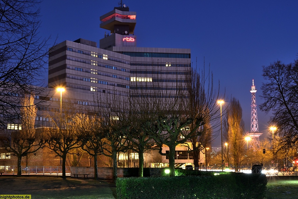 Berlin Westend Sender RBB am Theodor-Heuss-Platz erbaut 1965-1970 vor Funkturm