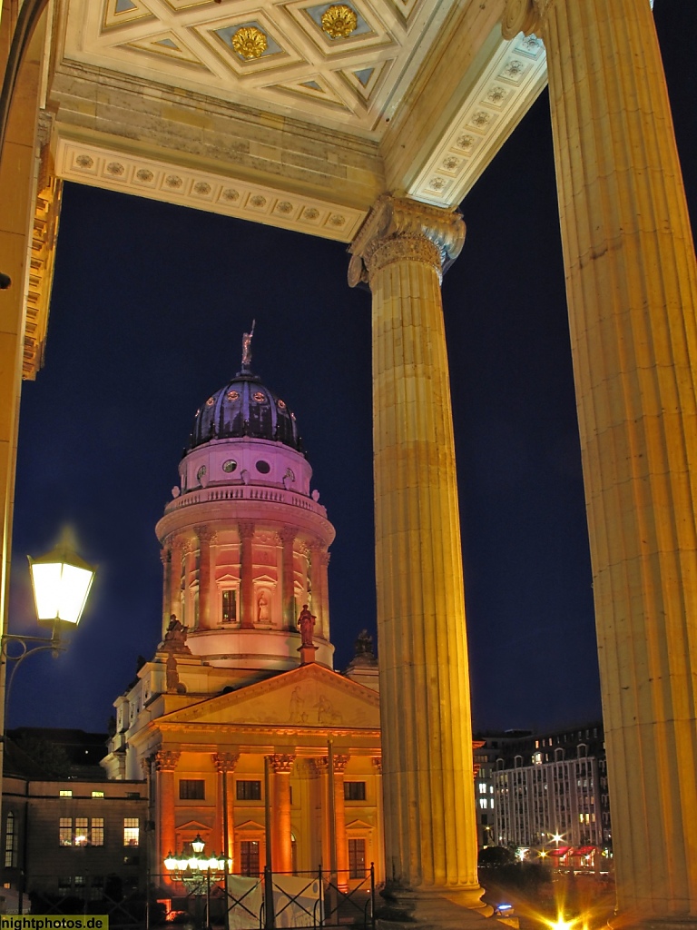 Berlin Mitte Französischer Dom am Gendarmenmarkt. Erbaut 1780-1785 von Carl von Gontard für Friedrich der Grosse (Friedrich II.) Wiederaufbau 1978-1983