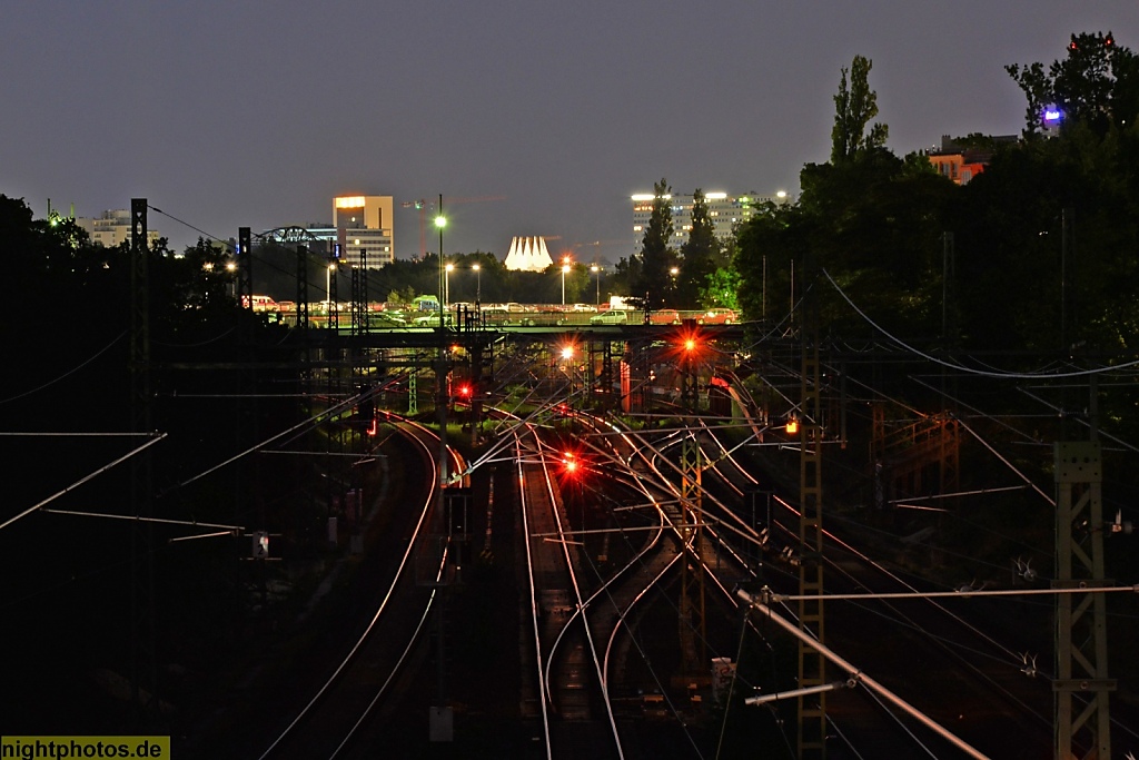 Berlin Schöneberg Bahntrasse Dresdener und Anhalter Bahn stadteinwärts