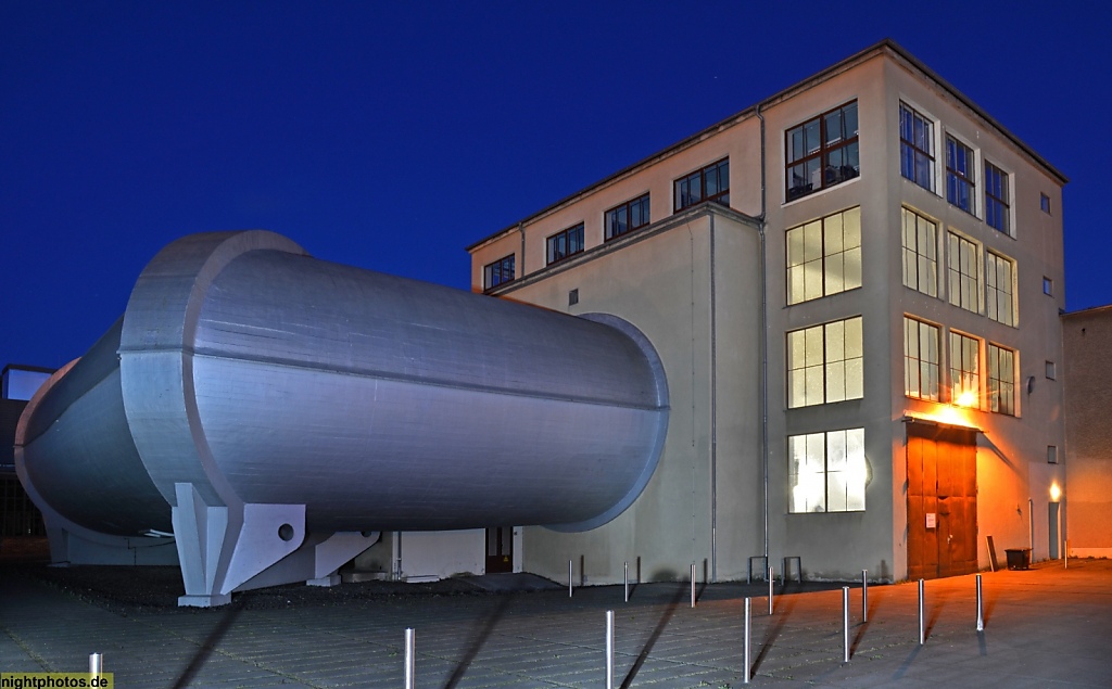 Berlin Johannisthal Grosser Windkanal auf dem Campus der Humboldt-Universität