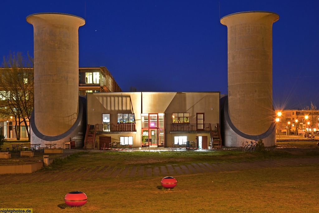 Berlin Johannisthal Schallgedämpfter Motorenprüfstand auf dem Campus der Humboldt-Universität