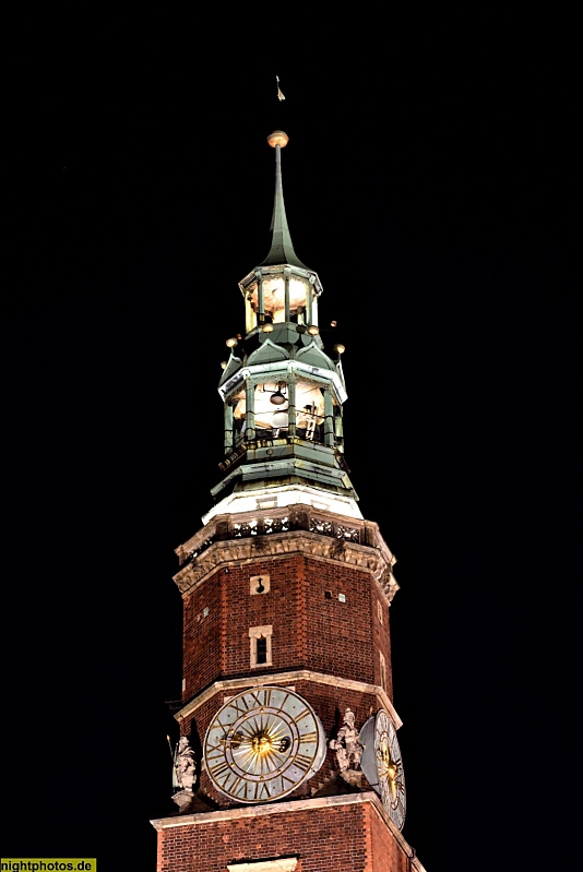 Wroc Aw Breslau Rathausturm Am Gro En Markt Rynek Nightphotos De