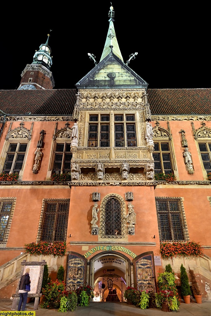 Wrocław Breslau Rathaus mit Schweidnitzer Keller am Großen Markt Rynek