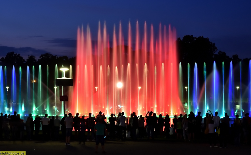 Wrocław Breslau Jahrhunderthalle Hala Stulecia Wasserspiele Lightshow
