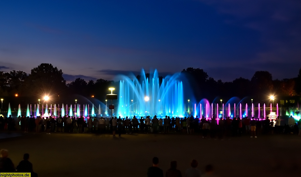 Wrocław Breslau Jahrhunderthalle Hala Stulecia Wasserspiele Lightshow