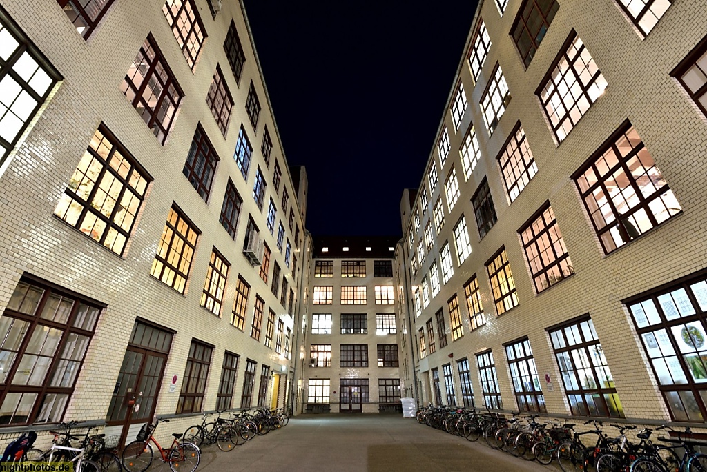 Berlin Kreuzberg GSG Gewerbehof an der Schlesischen Strasse 27 erbaut 1926-1927