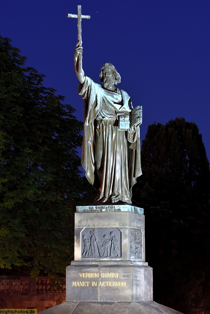 Fulda Bronzefigur Heiliger Bonifatius