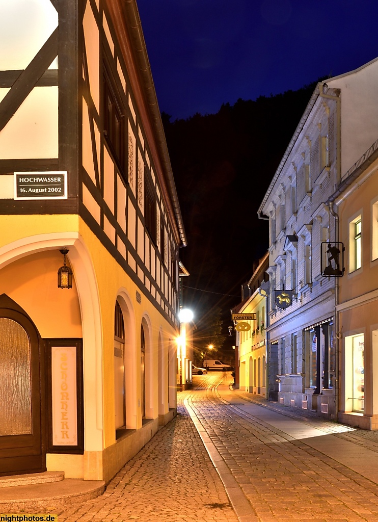 Bad Schandau Marktstrasse mit Hochwassermarkierung