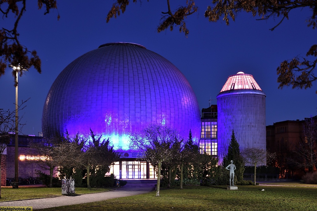 Berlin Prenzlauer Berg Zeiss-Grossplanetarium