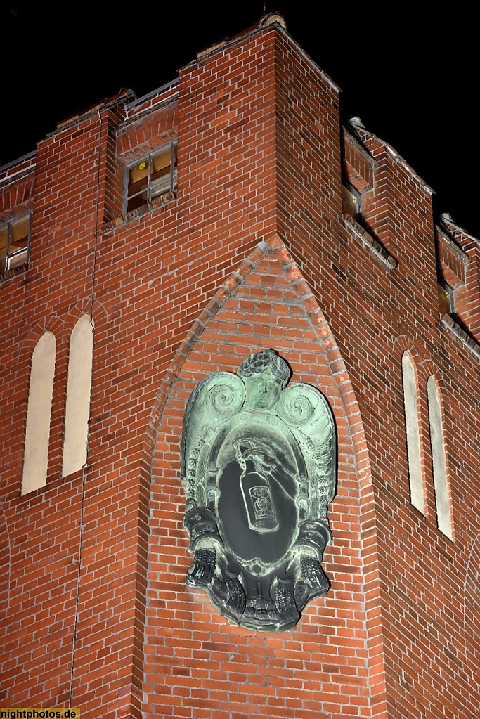 Berlin Prenzlauer Berg. Gewerbebau. Erbaut 1841 als Brauerei untergäriger Biere für Joseph Pfeffer. Christinenstrasse 18-19