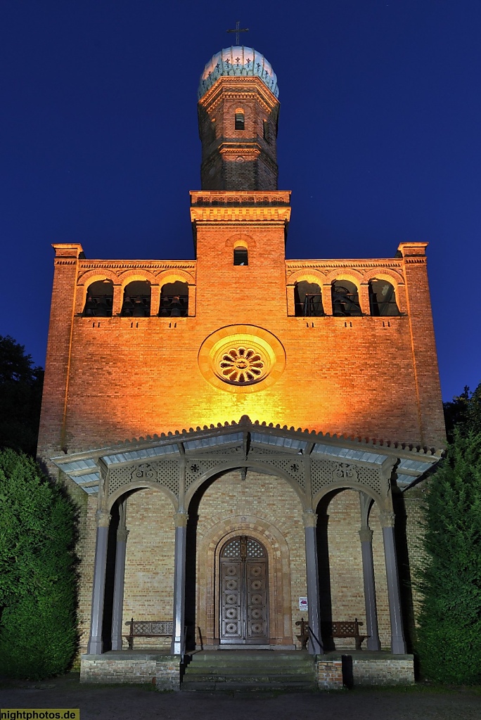 Berlin Wannsee Kirche St Peter und Paul erbaut 1837 in Nikolskoe