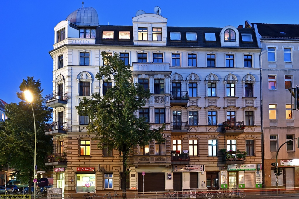 Berlin Neukölln Gründerzeitfassade in der Flughafenstrasse