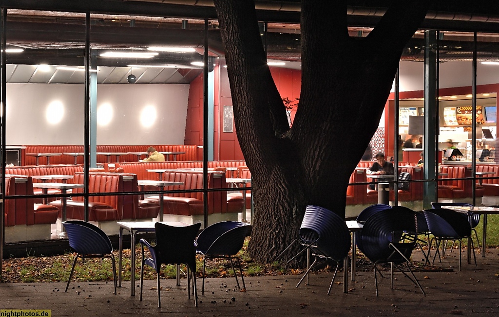 Berlin Hansaviertel Berlin-Pavillon an der Strasse des 17 Juni