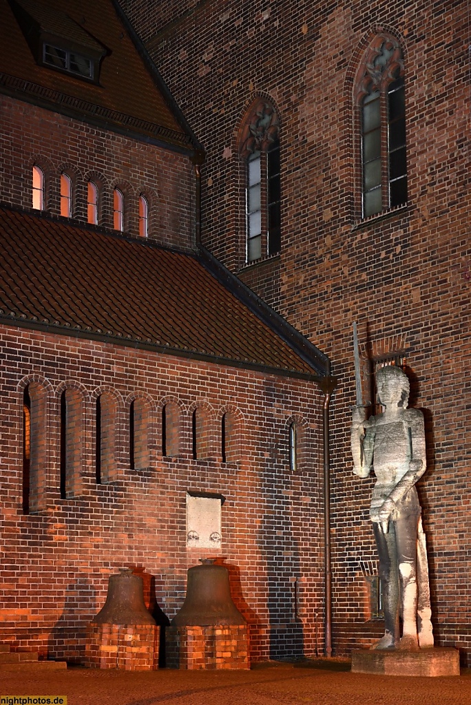 Berlin Mitte Rolandstatue von 1474 am Märkischen Museum