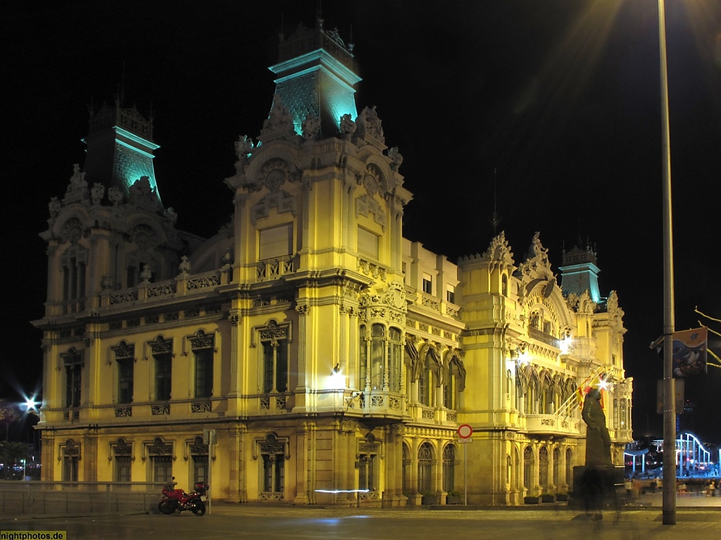 Barcelona Historisches Gebäude der Hafenverwaltung Junta d'Obres