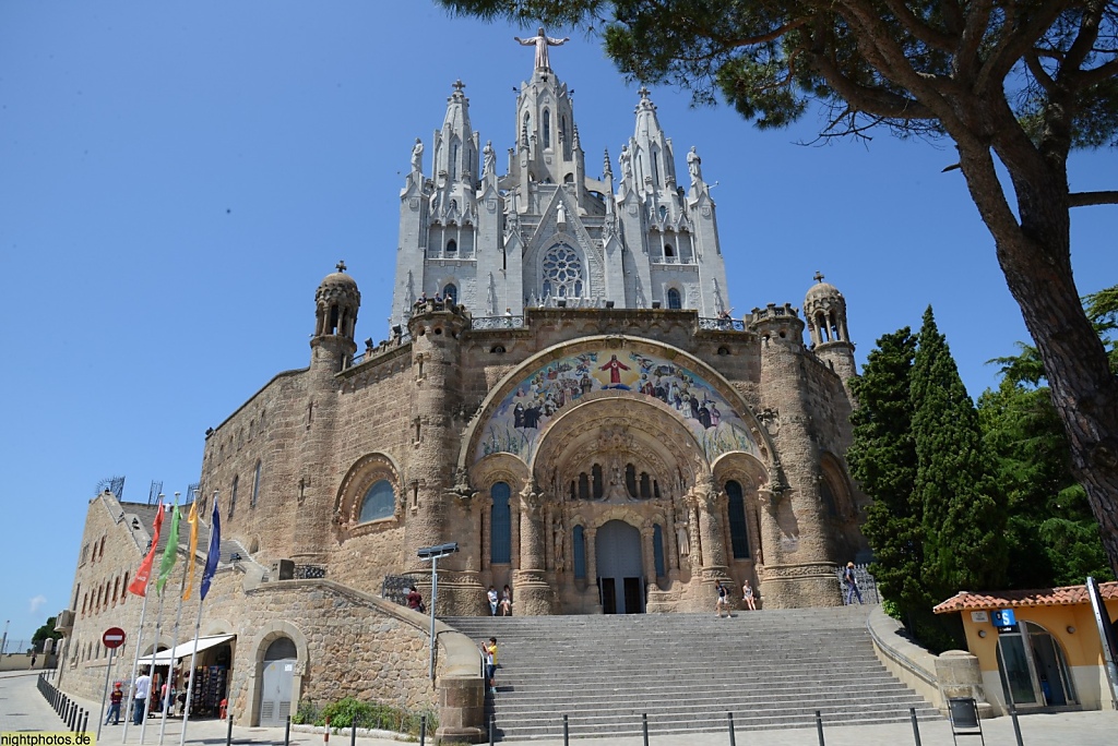 Barcelona Tibidabo Votivkirche El Sagrat Cor im neugotischen Stil erbaut 1902 von Enric Sagnier