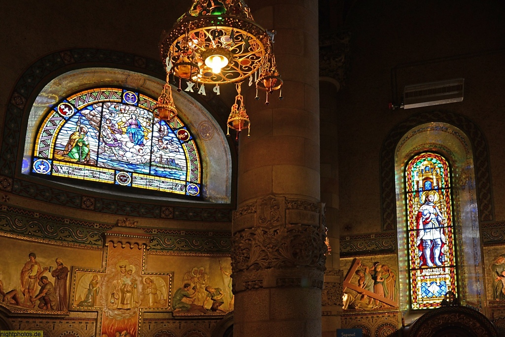 Barcelona Tibidabo Votivkirche El Sagrat Cor im neugotischen Stil erbaut 1902 von Enric Sagnier