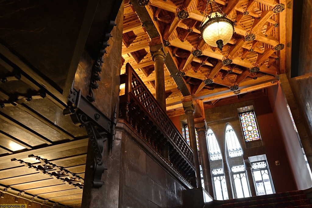 Barcelona Palau Güell erbaut 1886-1890 von Antoni Gaudí Treppemhaus zum Obergeschoss