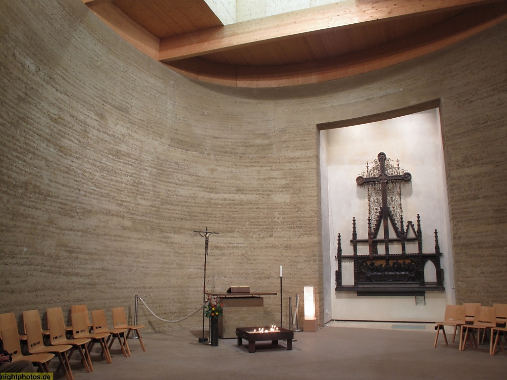 Berlin Mitte Kapelle der Versöhnung erbaut in Lehmbauweise im Jahr 2000 an der Bernauer Strasse