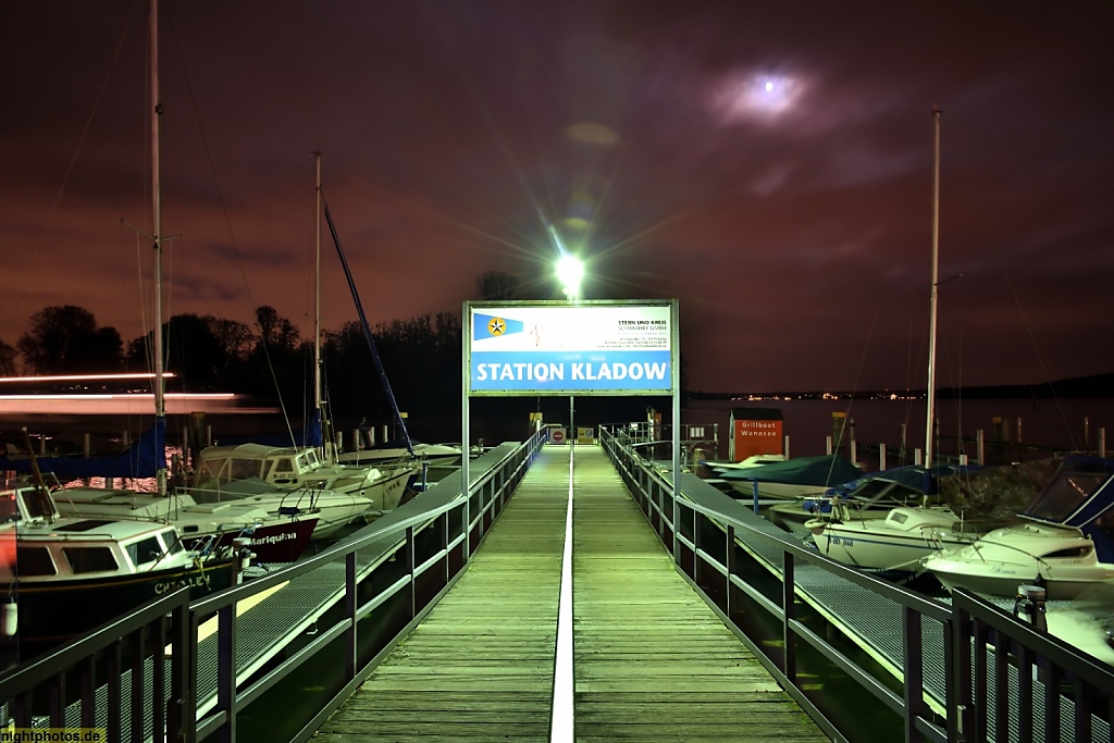 Berlin Spandau Kladow Schiffsanlegestelle an der Imchenallee