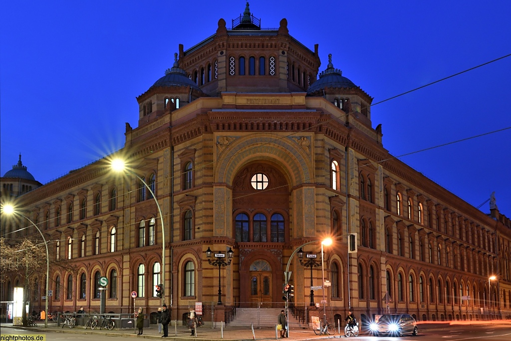 Berlin Mitte ehem Postfuhramt erbaut 1875-1881 von Architekt Carl Schwatlo und Generalpostmeister Heinrich von Stephan