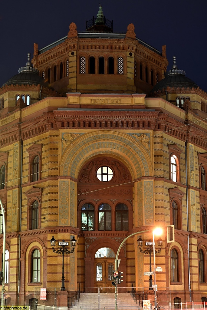 Berlin Mitte ehemaliges Postfuhramt erbaut 1875-1881 von Architekt Carl Schwatlo und Generalpostmeister Heinrich von Stephan